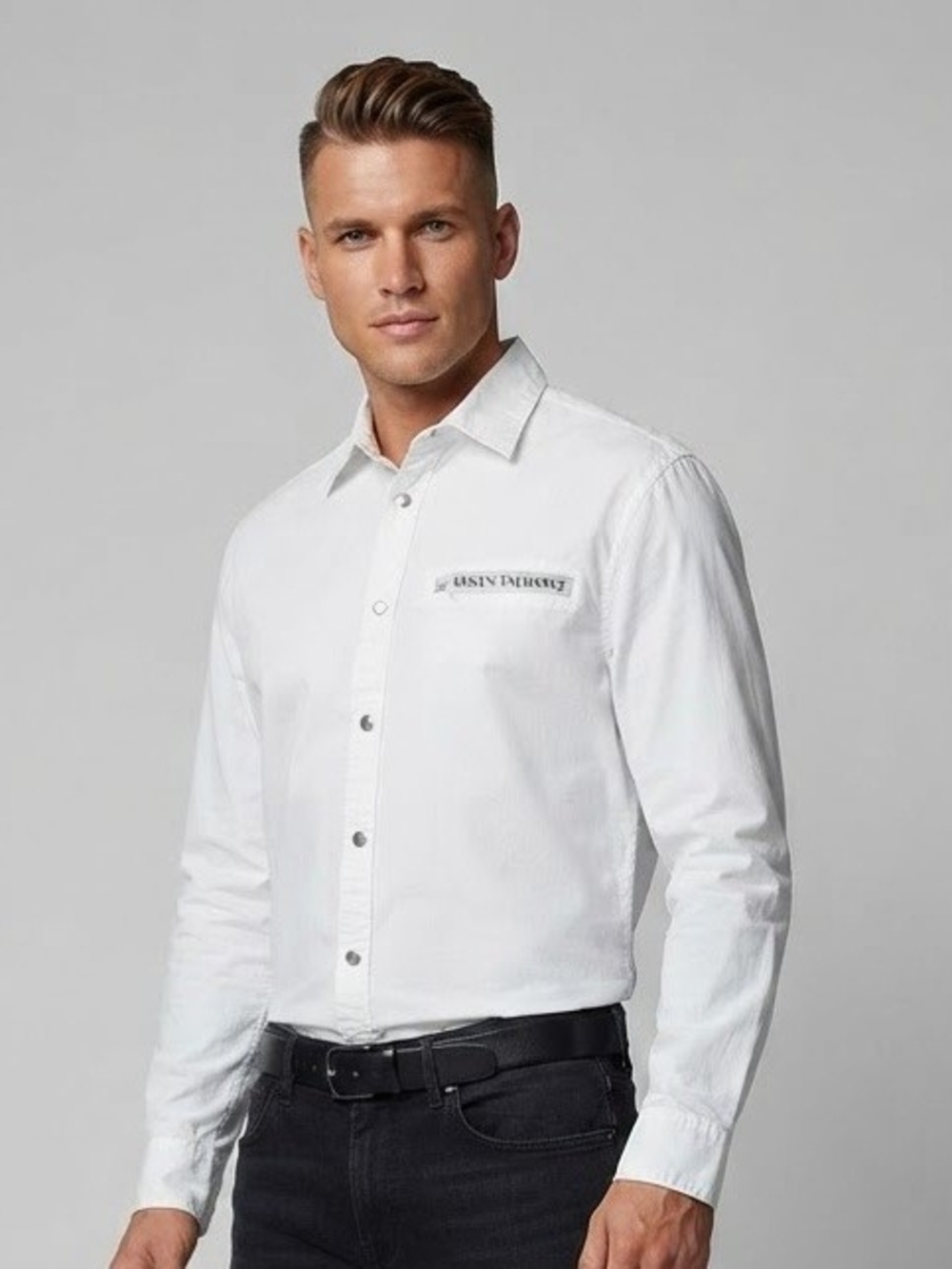 Armani Exchange White Long-Sleeve Button-Down Shirt with Chest Logo Size Med